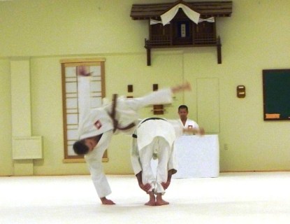 I have not, however, attempted this during a marathon. Yet.